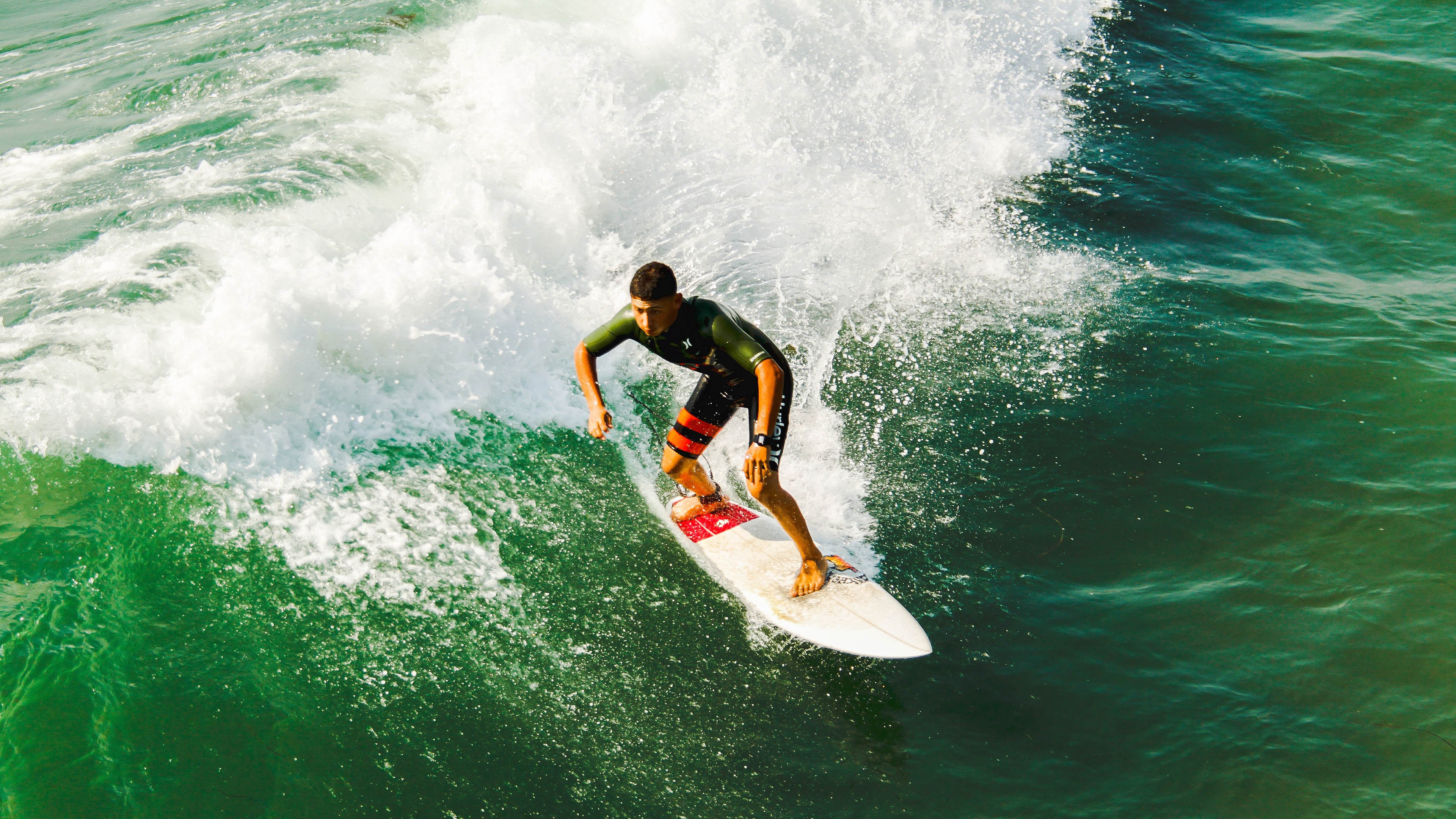 美加墨世界杯焦点战，新疆队连续得分压制公牛，篮球版图正在重构