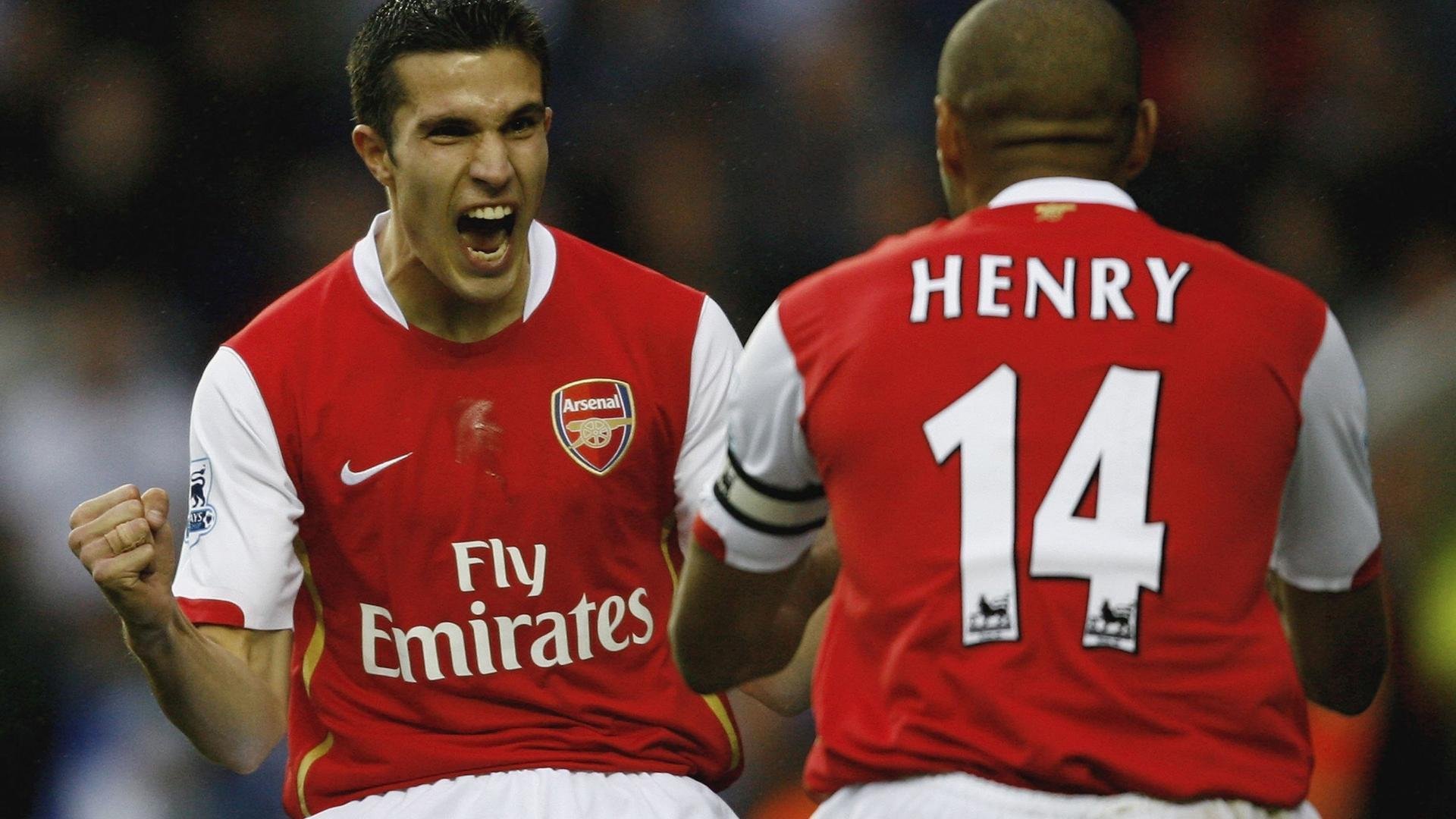 库里关键战不手软，欧冠半决赛之夜，跨越时空的孤勇者